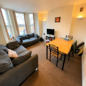 Chorlton Professional House Share M21 Chorlton (M21), Railton-Meeks lettings