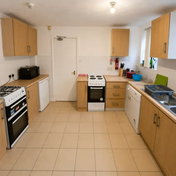 Double Room Withington Professional House Share Withington (M20) - image 4, Railton-Meeks lettings