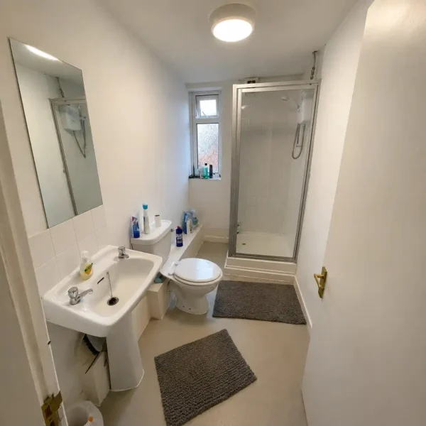 Double Room Withington Professional House Share Withington (M20) - image 7, Railton-Meeks lettings