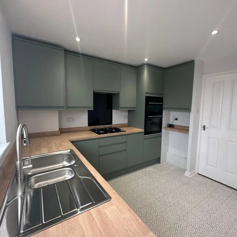 2 Bedroom Family Home West Didsbury Other, Railton-Meeks lettings