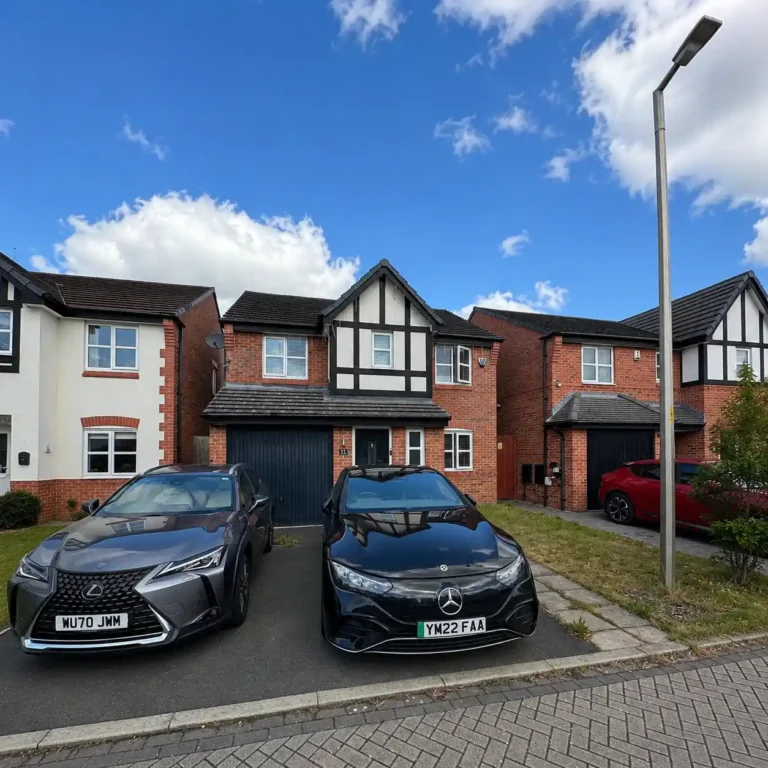Four Bedroom House Stockport Raisbeck Other, Railton-Meeks lettings