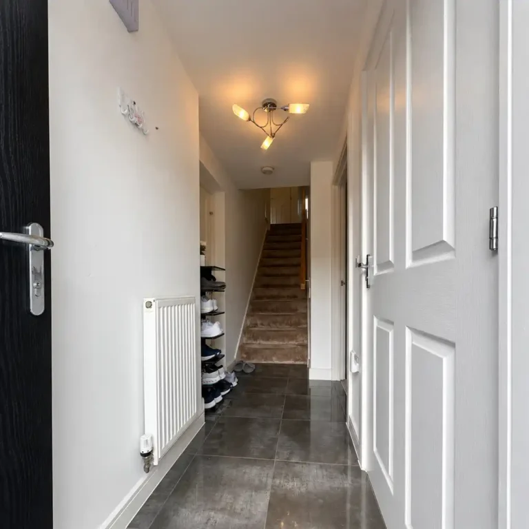 Four Bedroom House Stockport Raisbeck Other, Railton-Meeks lettings